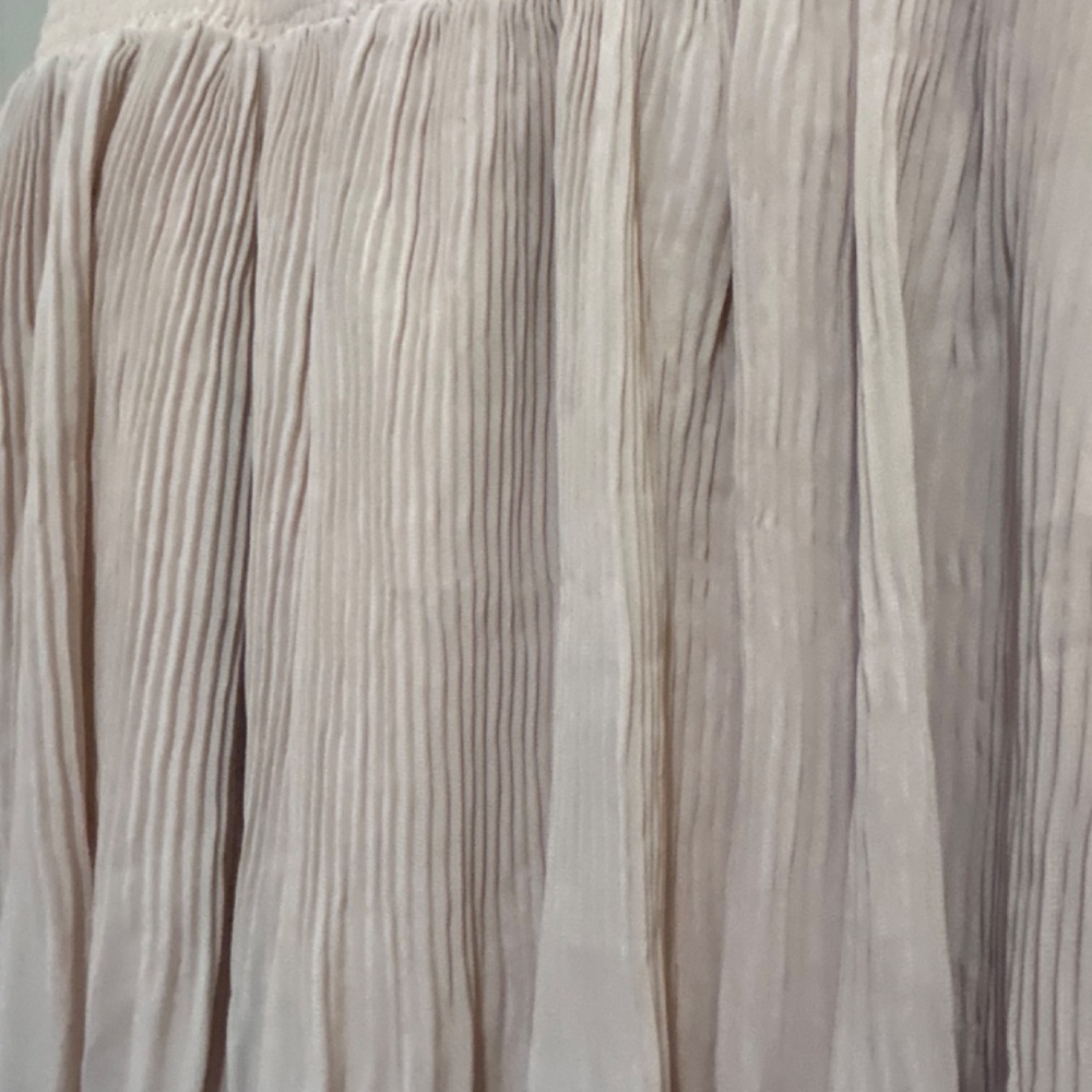 Pleated Mini - Picture 3 of 4